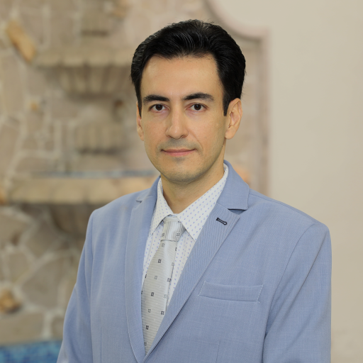 Mtro. César Rodríguez García